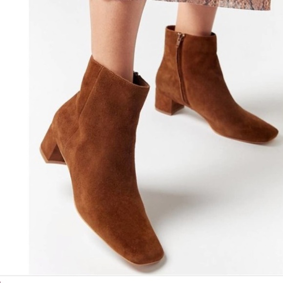 Urban Outfitters Shoes - Urban Outfitters Elle Mod Suede Booties